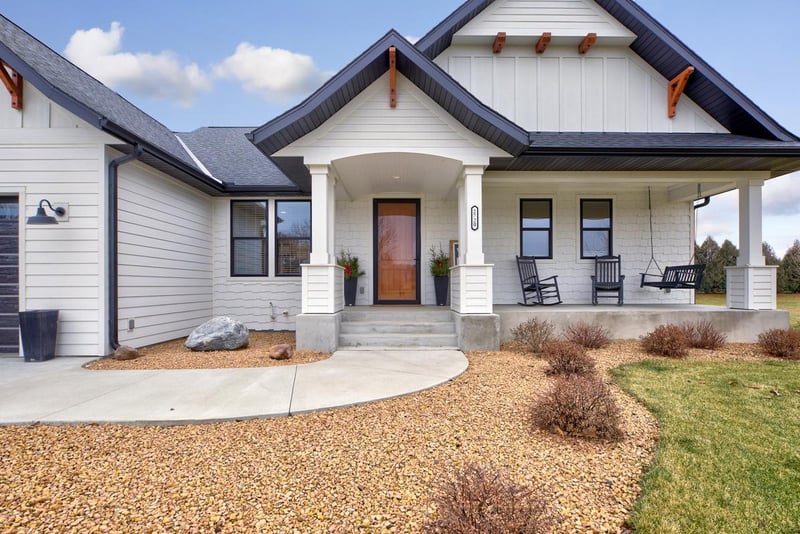 2720 Timber Ridge Pl NE, Owatonna, MN 55060
