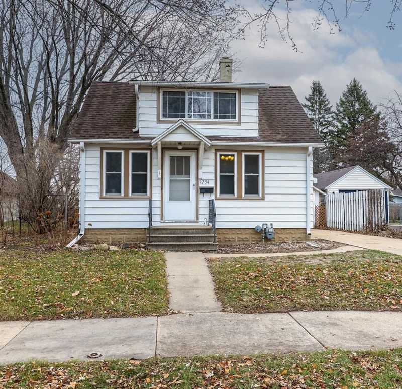 1234 7th Ave SE, Rochester, MN 55904
