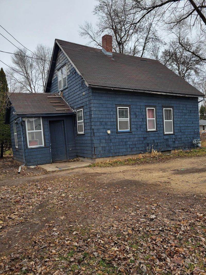 138 Burnside Ave N, Red Wing, MN 55066
