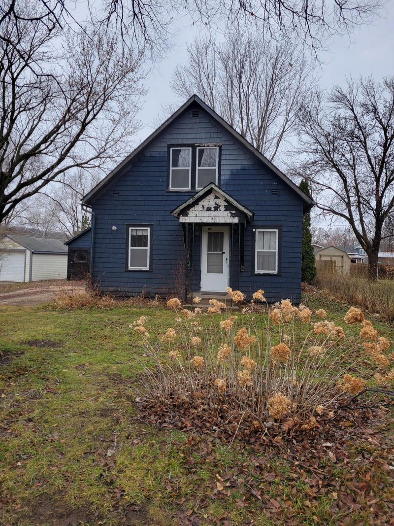 138 Burnside Ave N, Red Wing, MN 55066