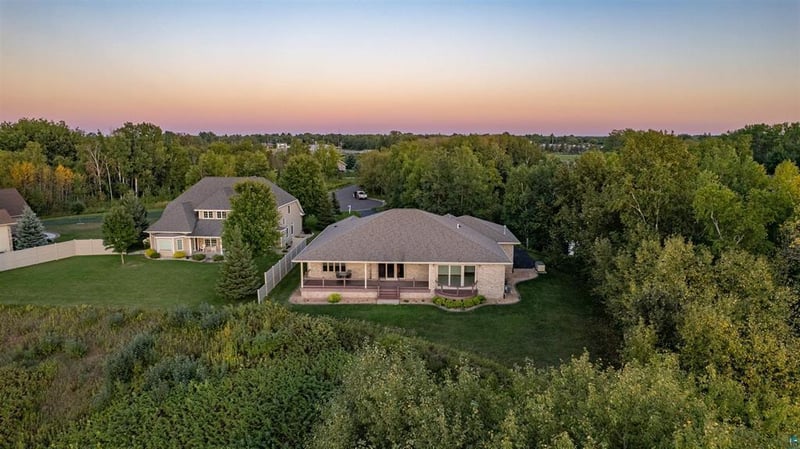 4115 Overlook Ln, Superior, WI 54880