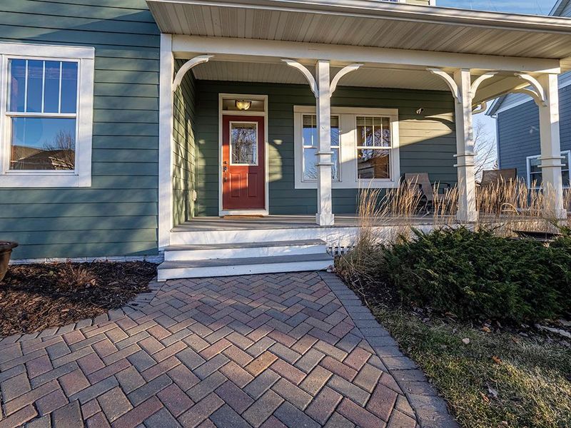 6744 Lakeview Cir NE, Albertville, MN 55301