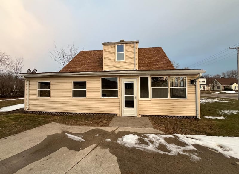 145 State St, Mcintosh, MN 56556