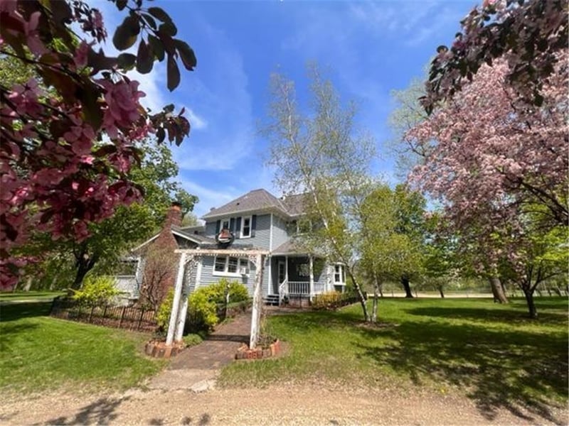 33504 Warsaw Trl, Cannon Falls, MN 55009