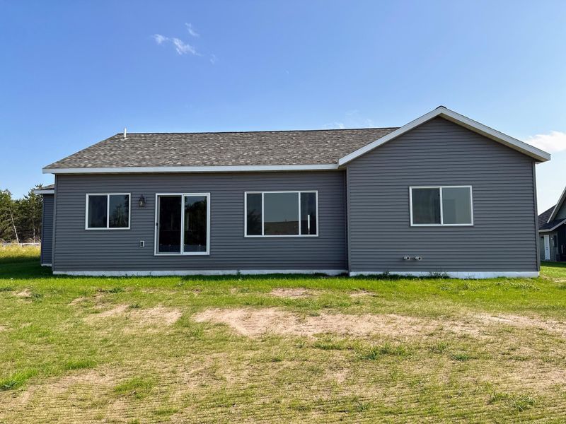 714 11th St NW, Perham, MN 56573