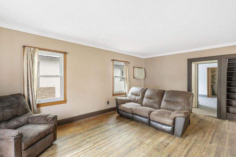 1803 Reaney Ave E, Saint Paul, MN 55119
