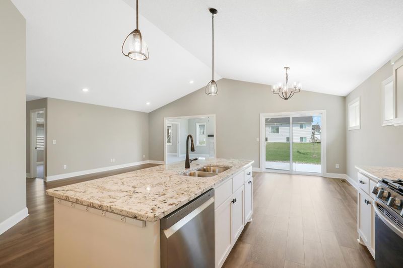 15208 Vicuna St Nw, Ramsey, MN 55303