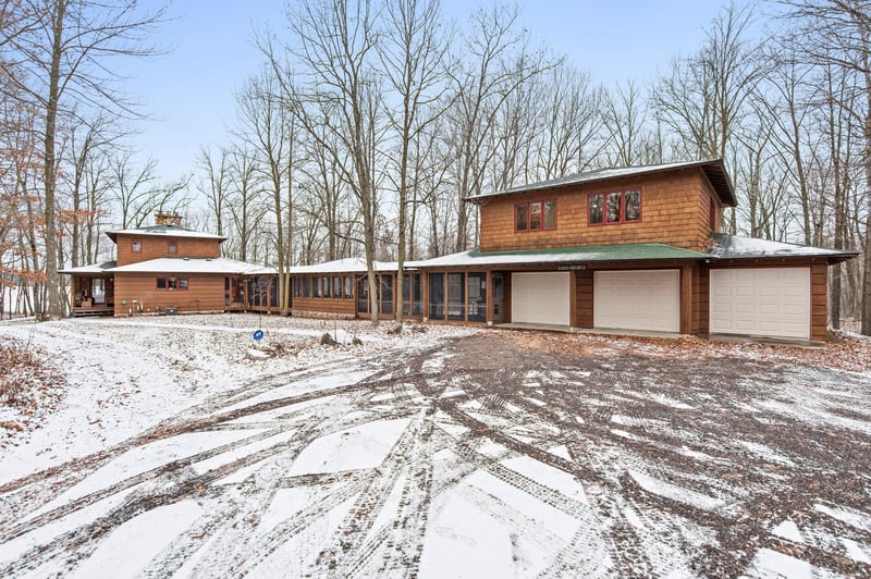 2138 9 3/4 St, Cumberland, WI 54829