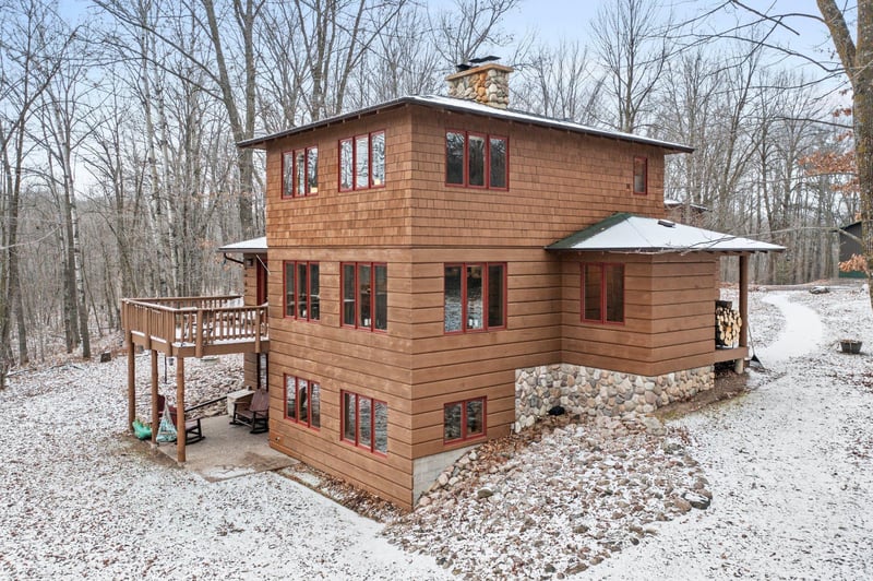 2138 9 3/4 St, Cumberland, WI 54829