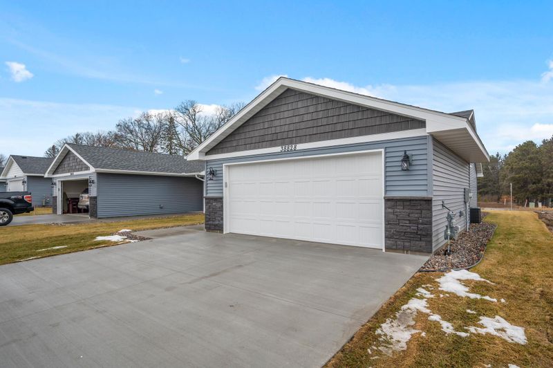 38828 Maple Ct, North Branch, MN 55056
