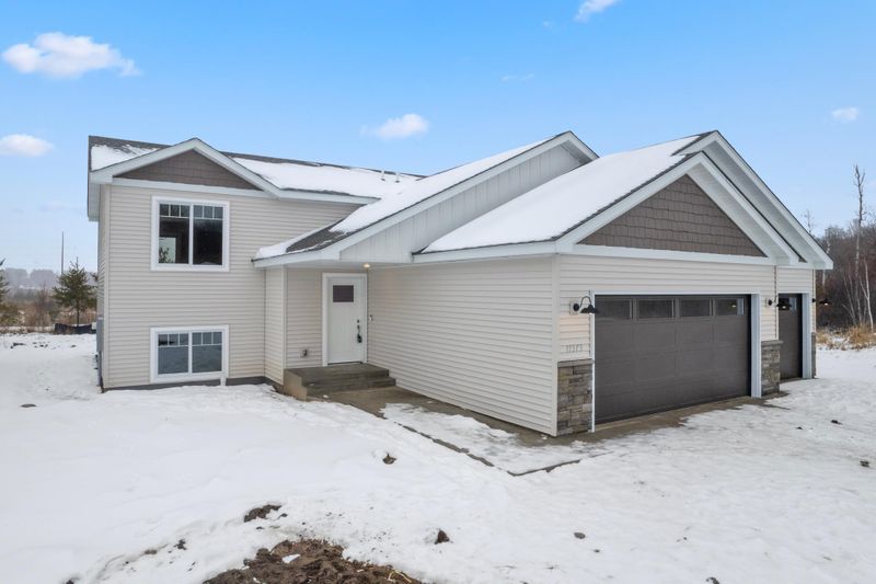 11374 Andrew St, Brainerd, MN 56401