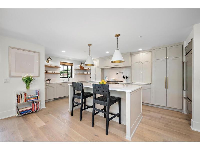 1174 Grand Ave #101, Saint Paul, MN 55105