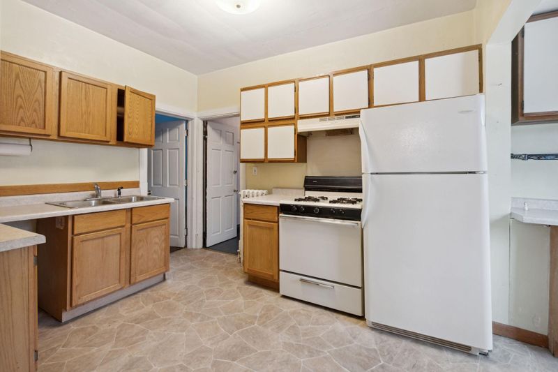1142 Jessie St, Saint Paul, MN 55130