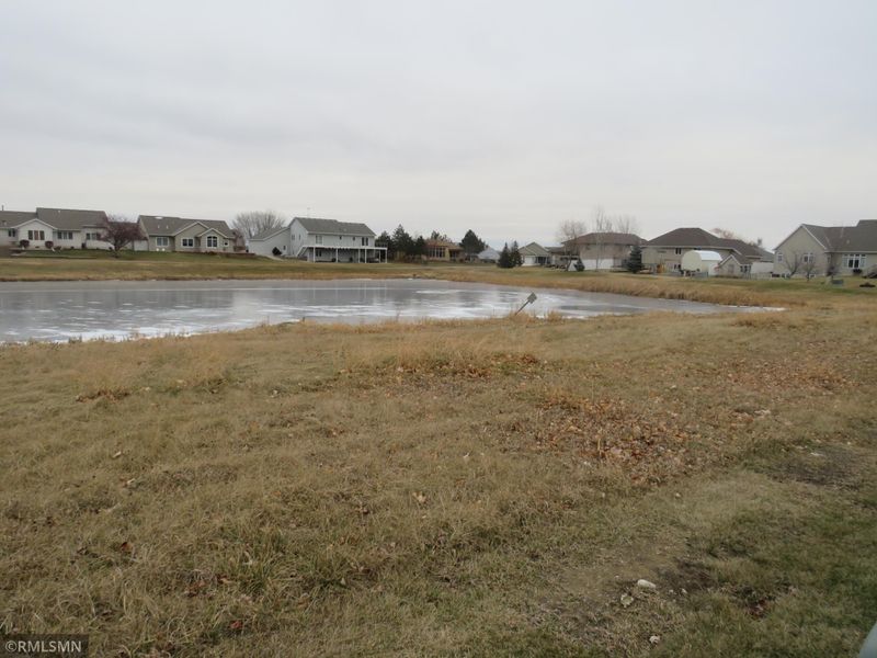 301 18th St W, Glencoe, MN 55336