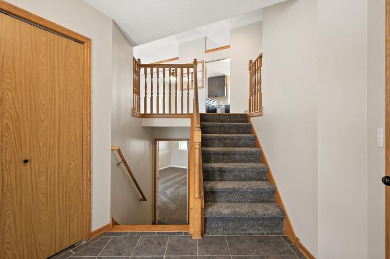 6522 403rd St, North Branch, MN 55056