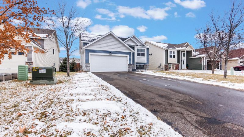 12469 Midway Cir NE, Blaine, MN 55449