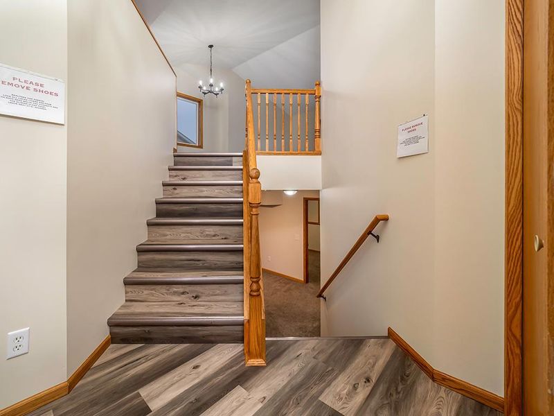 104 Dresden Ln, Waverly, MN 55390