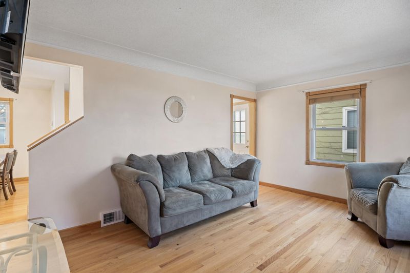 3527 2 1/2 St NE, Minneapolis, MN 55418