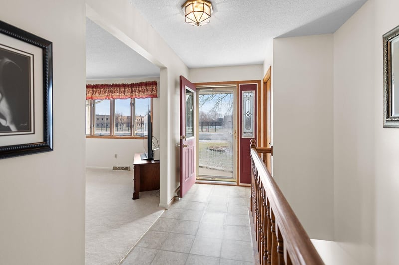 680 Adams St S, Shakopee, MN 55379