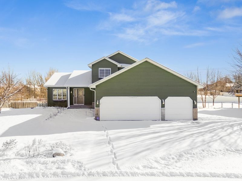 4168 Jansen Ave NE, Saint Michael, MN 55376