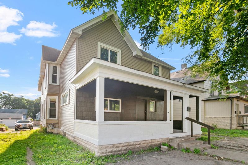 2640 Dupont Ave N, Minneapolis, MN 55411