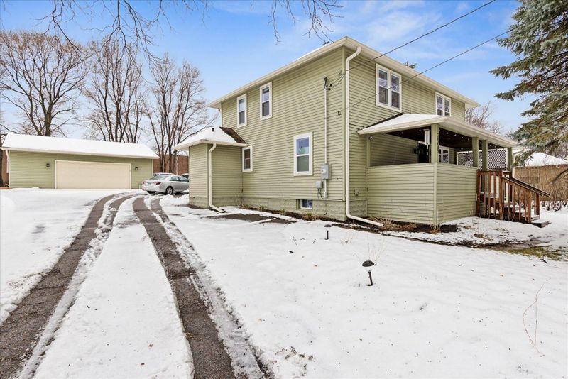 2959 Centerville Rd, Little Canada, MN 55117