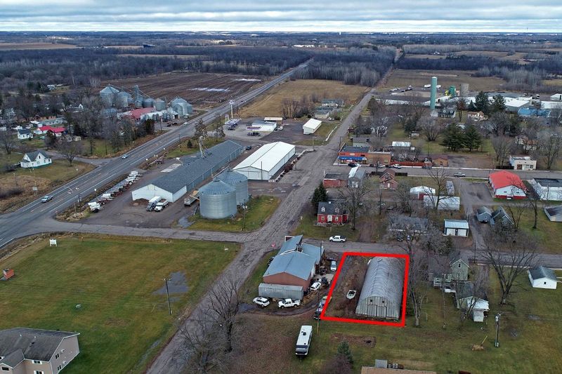 193 1st St, Foreston, MN 56330