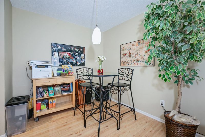 4130 Rahn Rd #B105, Eagan, MN 55122