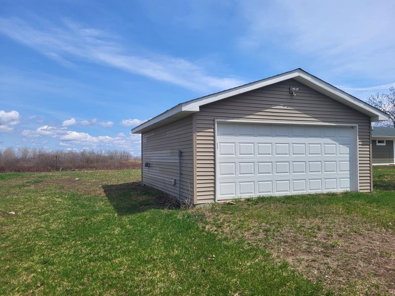 34130 242nd Ln, Aitkin, MN 56431