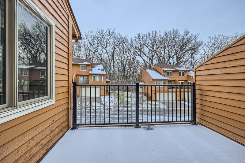 190 Nature Way, Little Canada, MN 55117