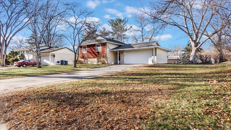 2109 103rd Ave NW, Coon Rapids, MN 55433