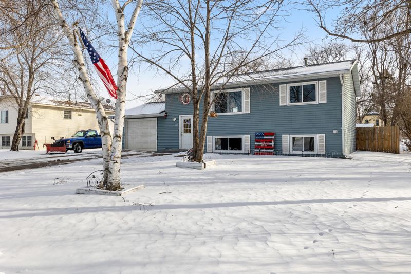 405 6th St SE, Little Falls, MN 56345