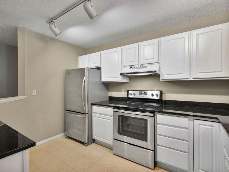 7610 York Ave S #3107, Edina, MN 55435
