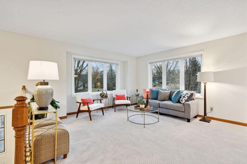 9065 Sycamore Ln N, Maple Grove, MN 55369