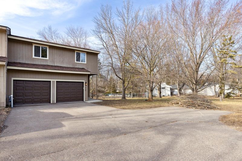 5730 County Road 101, Minnetonka, MN 55345