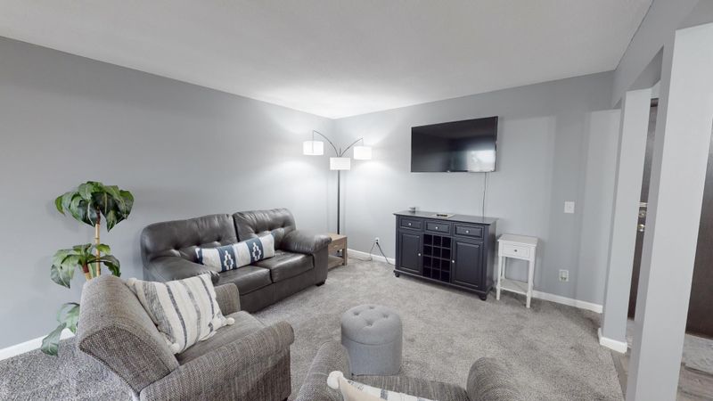 366 NW Elton Hills Dr NW #32, Rochester, MN 55901