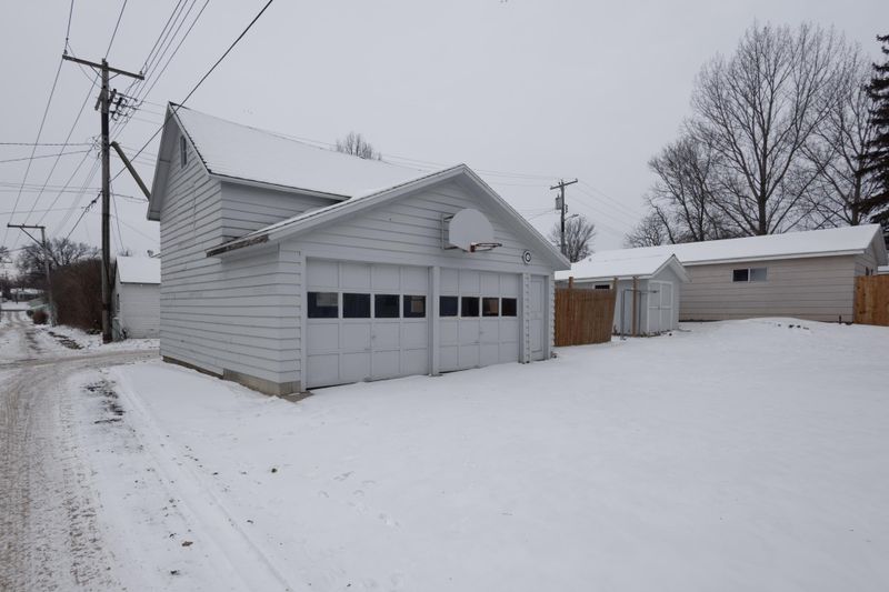 515 W Vernon Ave, Fergus Falls, MN 56537