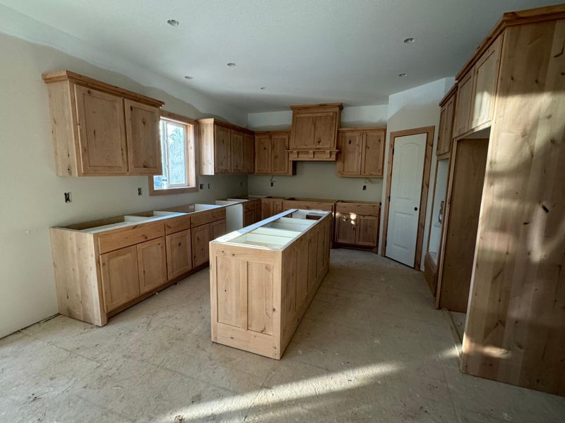 7347 255th St, Wyoming, MN 55092