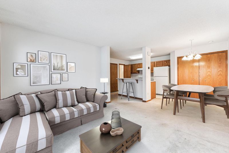 15862 Fleet Trl #372, Apple Valley, MN 55124