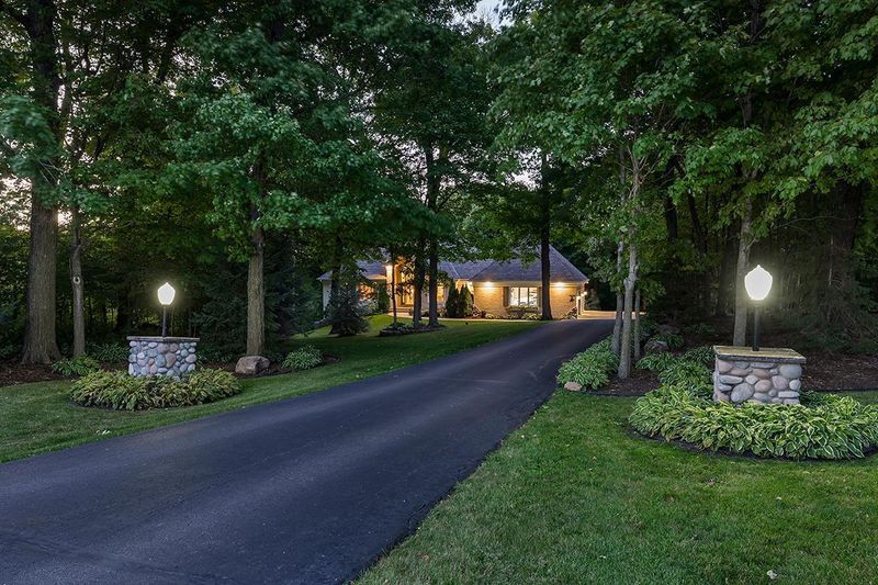 8570 Maple View Dr, Cologne, MN 55322
