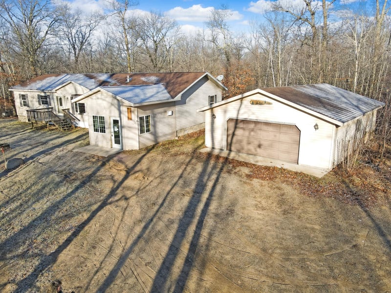 365 Roosevelt Shores Dr NE, Outing, MN 56662