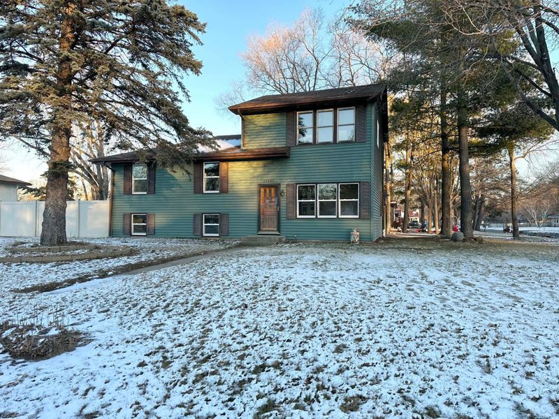 11401 Heather St NW, Coon Rapids, MN 55433