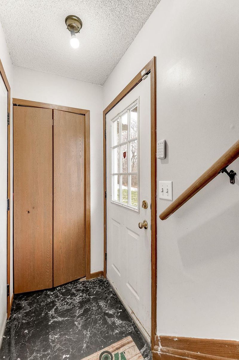 2563 Brookdale Ln, Brooklyn Park, MN 55444