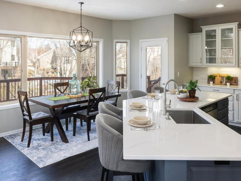 5712 103rd Ave N, Brooklyn Park, MN 55443