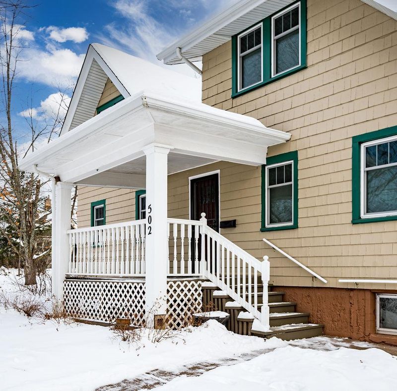 502 E Oxford St, Duluth, MN 55803
