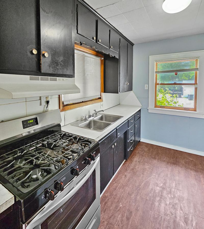 2025 Penn Ave N, Minneapolis, MN 55411