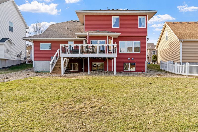 11194 68th St NE, Albertville, MN 55301