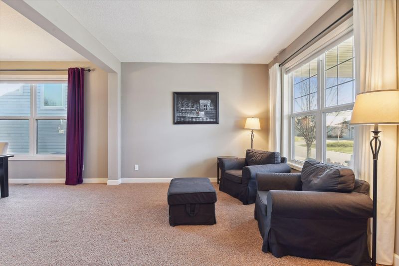 3241 Butternut Dr, Medina, MN 55340