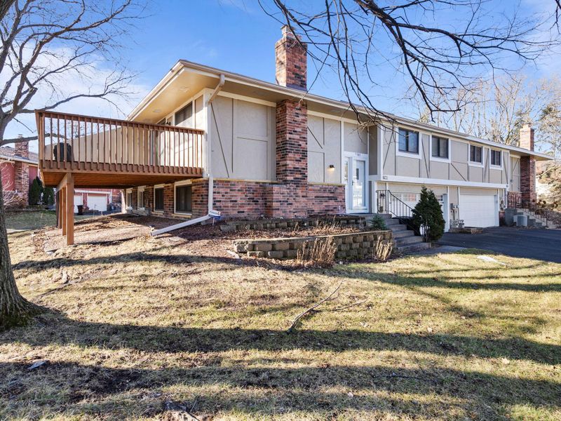 7585 Zinnia Way, Maple Grove, MN 55311