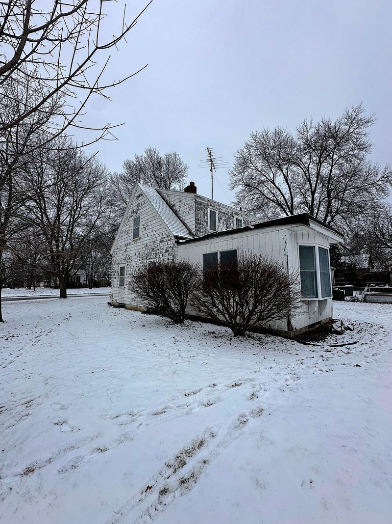 455 2nd Ave SE, Milaca, MN 56353